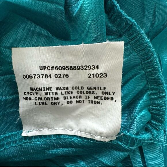 IZ Byer Sleeveless Tank Top Disco Turquoise Blue Chiffon SZ S - Picture 10 of 13